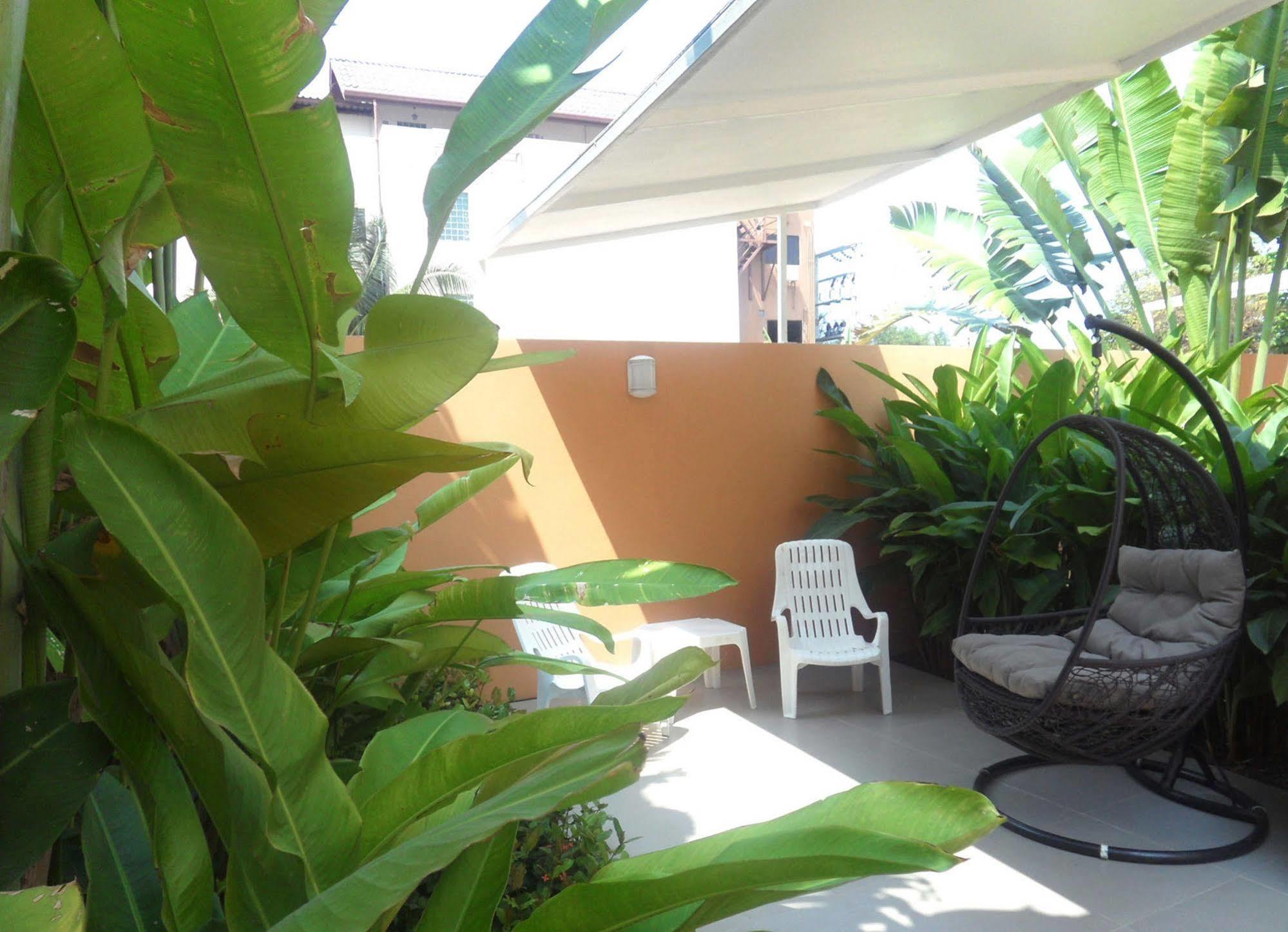 Gp Rooms Pool Guesthouse Pattaya Εξωτερικό φωτογραφία