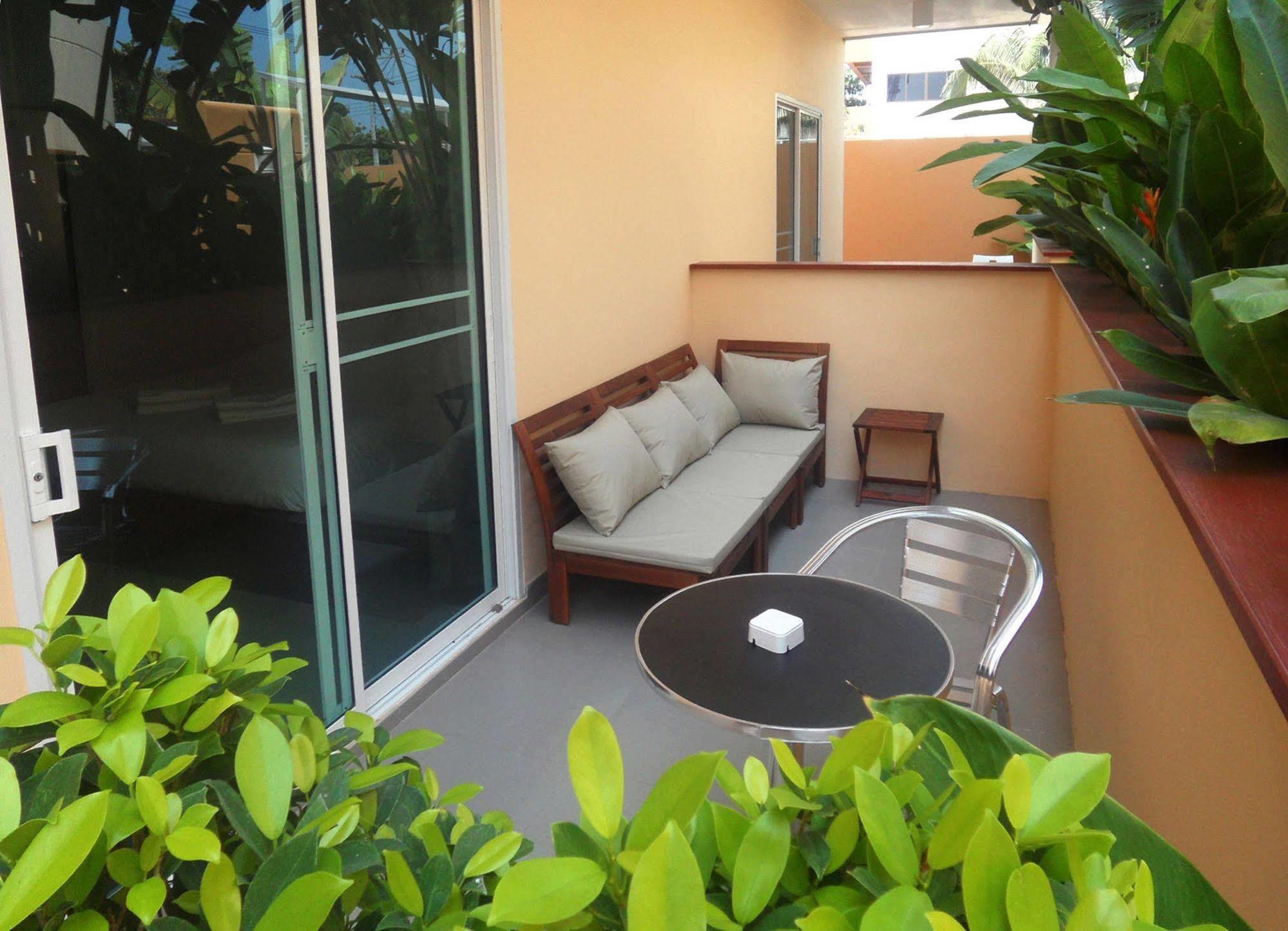 Gp Rooms Pool Guesthouse Pattaya Εξωτερικό φωτογραφία