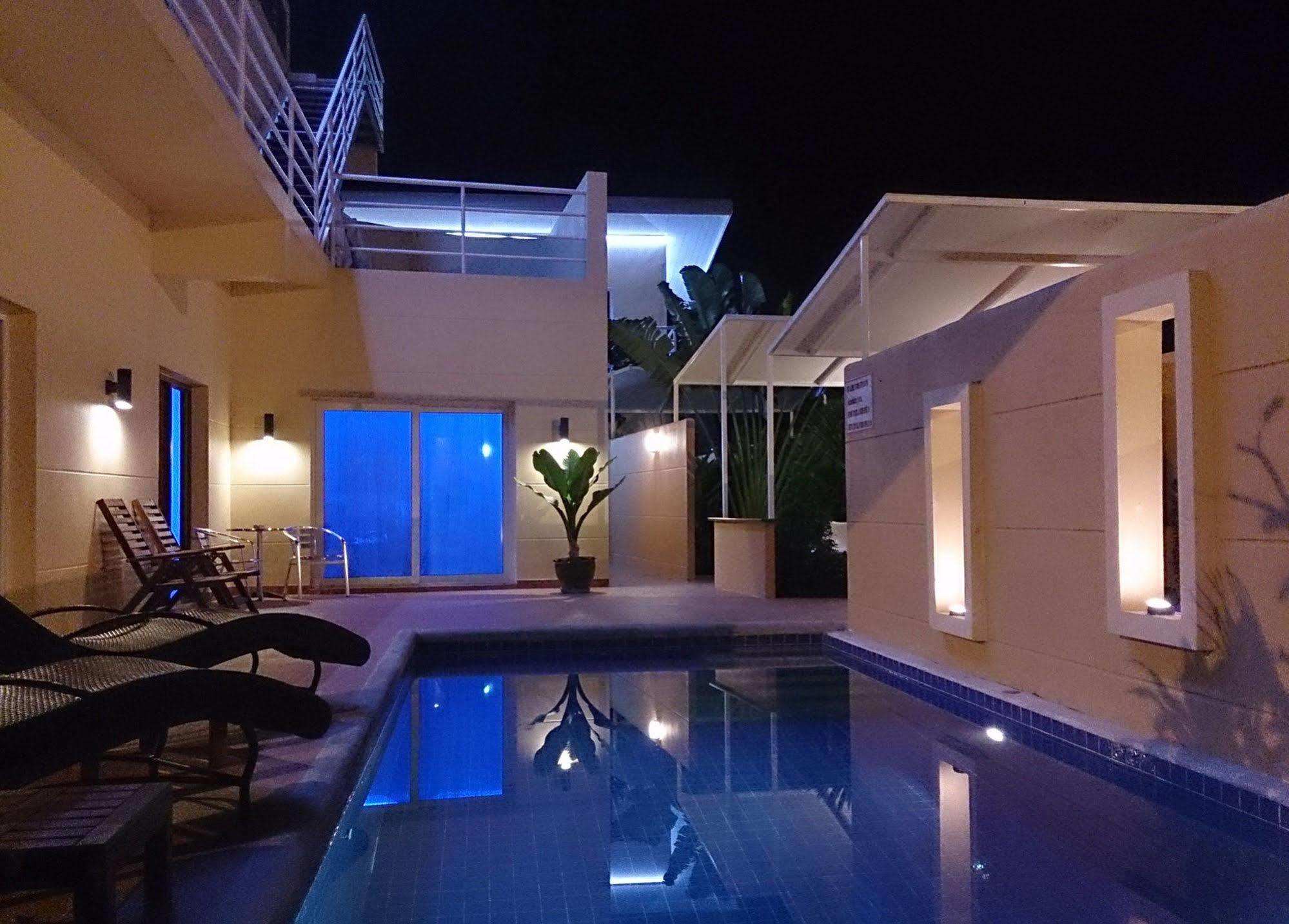 Gp Rooms Pool Guesthouse Pattaya Εξωτερικό φωτογραφία