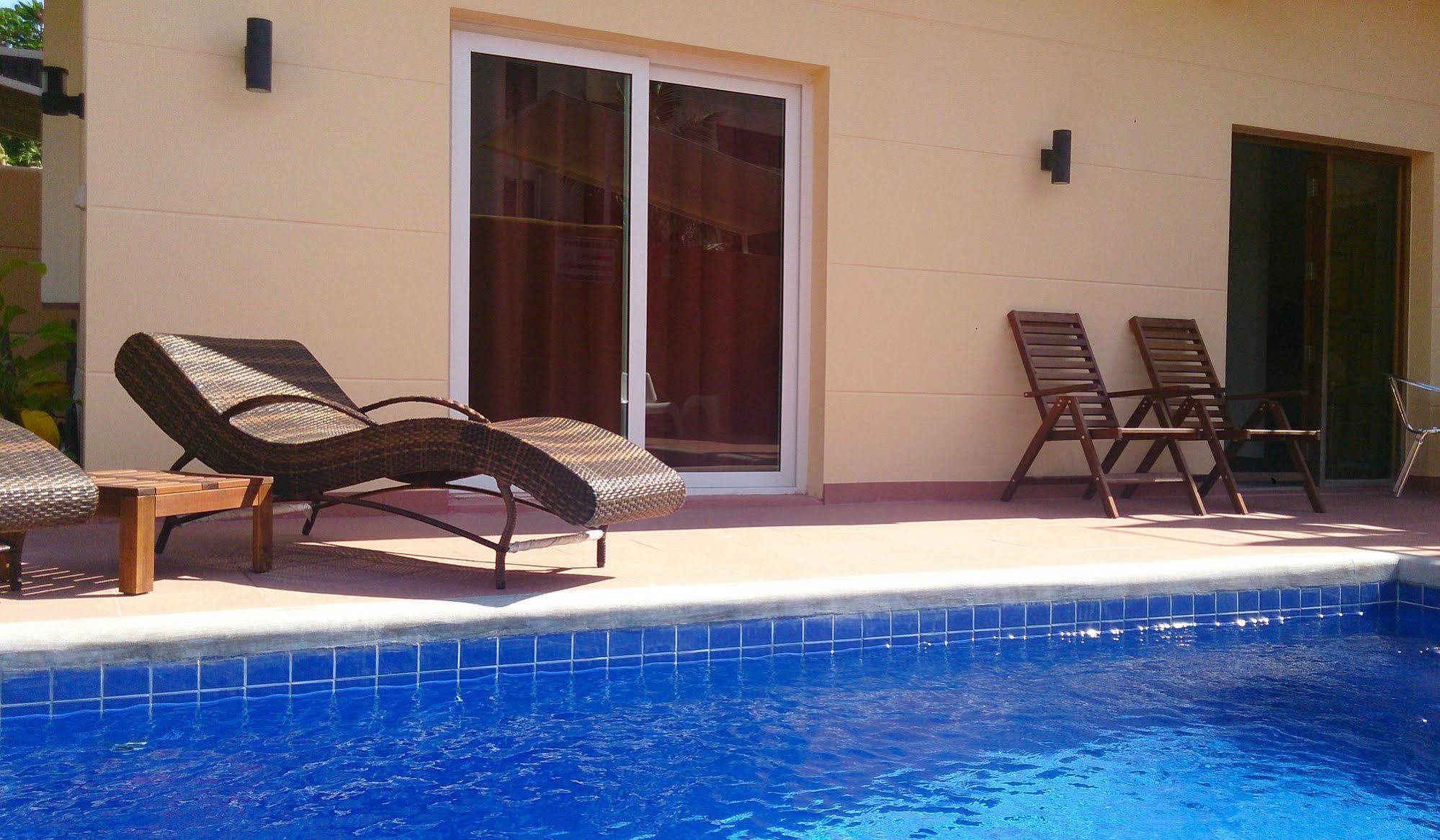 Gp Rooms Pool Guesthouse Pattaya Εξωτερικό φωτογραφία