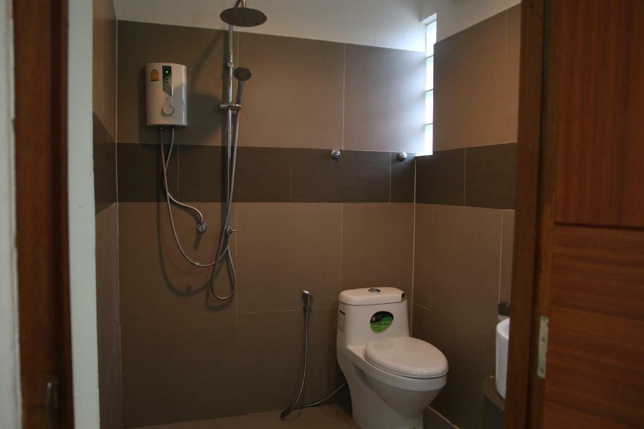 Gp Rooms Pool Guesthouse Pattaya Εξωτερικό φωτογραφία